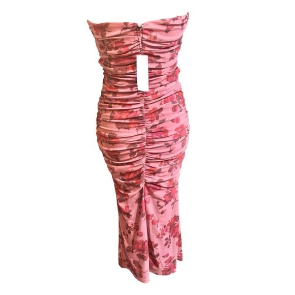 Dress – Size Medium Dynamite Pink Floral Ruched Bodycon - Picture 4 of 6